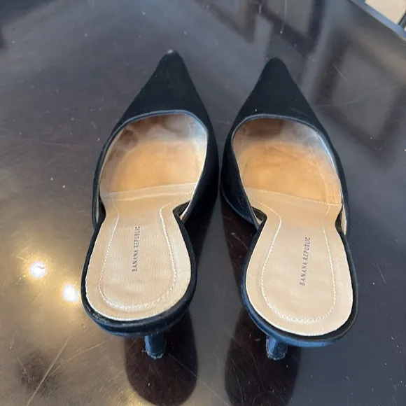 🐆 Banana republic, black pointed toe, satin, high, heel slides, mules