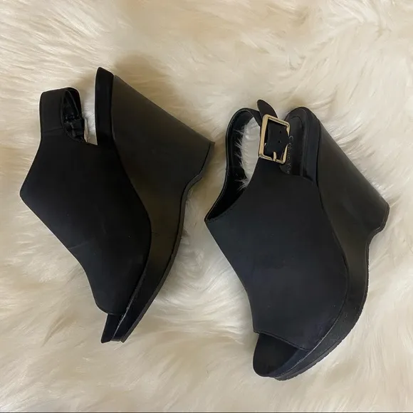 🛍️ Calvin Klein Naduna Black Suede Peep Open Toe Slingback Wedge Heels Size 6