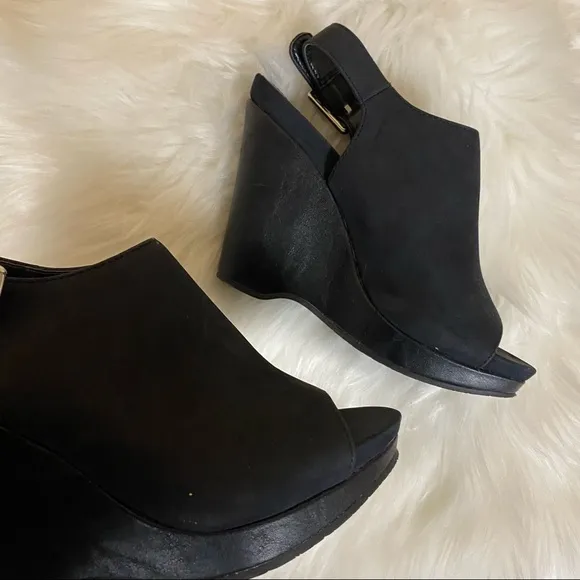 🛍️ Calvin Klein Naduna Black Suede Peep Open Toe Slingback Wedge Heels Size 6