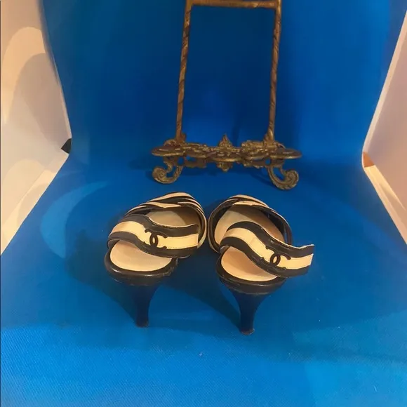👠 Chanel slingback pumps 34.5C Lanyard on the back CHANEL logo timeless Heel