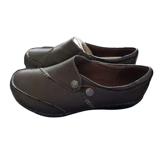 🆕 Clarks Women's Wide Loafer