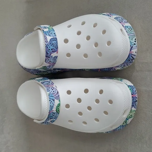 🆕️ CROCS Classic Crush Butterfly Comfort Platform Clogs WOMEN'S SIZE: 11