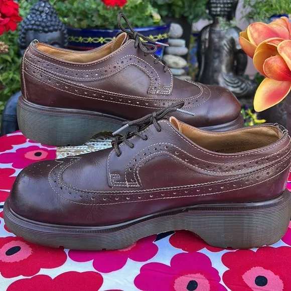 🏴󠁧󠁢󠁥󠁮󠁧󠁿 Dr. Martens MIE Brogue Wingtip Babydoll Platform Y2K Oxfords UK 8