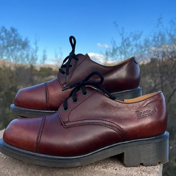 🏴󠁧󠁢󠁥󠁮󠁧󠁿 Dr. Martens MIE Vintage Cap Toe Platform Oxfords UK 7