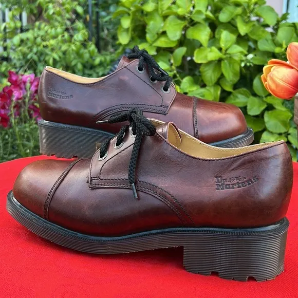 🏴󠁧󠁢󠁥󠁮󠁧󠁿 Dr. Martens MIE Vintage Cap Toe Platform Oxfords UK 7
