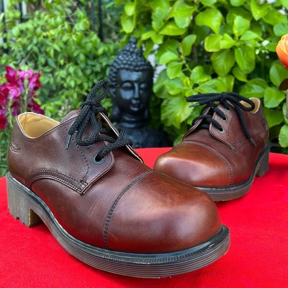 🏴󠁧󠁢󠁥󠁮󠁧󠁿 Dr. Martens MIE Vintage Cap Toe Platform Oxfords UK 7