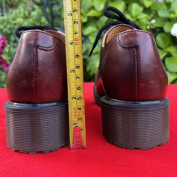 🏴󠁧󠁢󠁥󠁮󠁧󠁿 Dr. Martens MIE Vintage Cap Toe Platform Oxfords UK 7