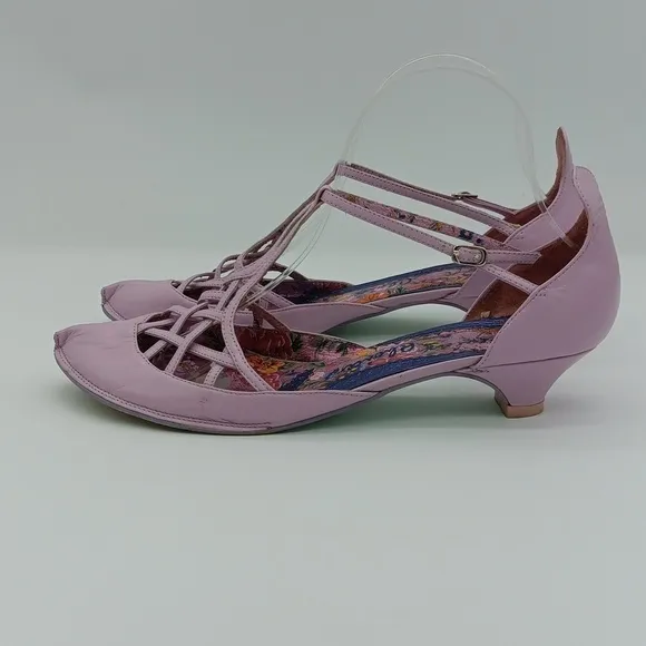 💖 Irregular Choice Kitten Heels