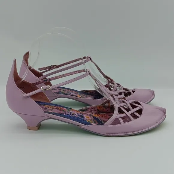 💖 Irregular Choice Kitten Heels