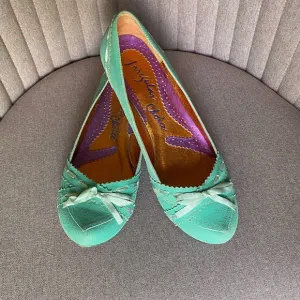 💙 Irregular Choice Low Wedge Kitten Heels – Size 40 – Deep Aqua 💙