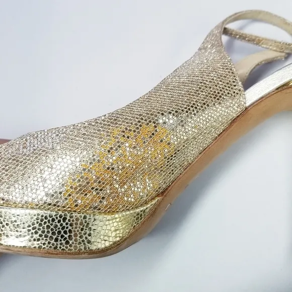 🌸 Jimmy Choo | Golden Slingback Peep toe heels