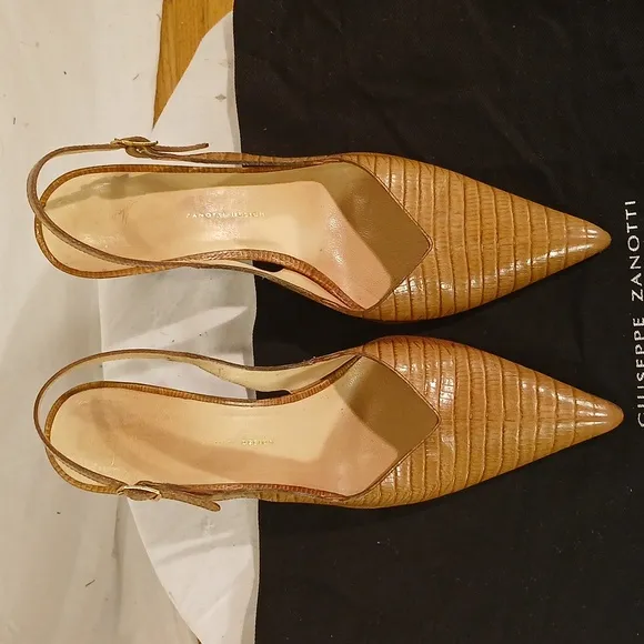 🔥 Like New Giuseppe Zanotti (Italy) Tan Snakeskin Leather Slingback heels