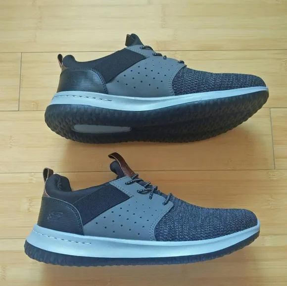 -NEW- Men's Skechers Delson - Camben Sneakers 10