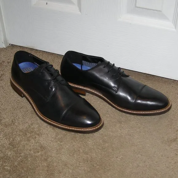 👞 NEW size 8M MENS Vince Camuto Black Leather Dress shoes Oxford