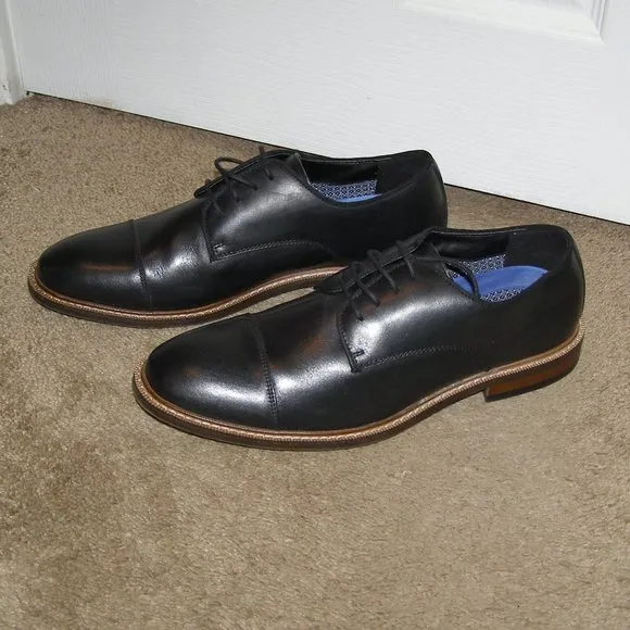 👞 NEW size 8M MENS Vince Camuto Black Leather Dress shoes Oxford