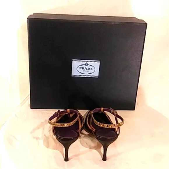 🔥 NWT Prada Black/Snake Skin Leather Kitten Heels
