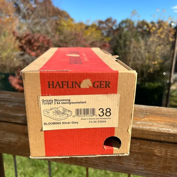 ⭐️ RARE⭐️ NWT Haflinger 38 Grizzly Blooming Blue Clog Slipper Birkenstock-like