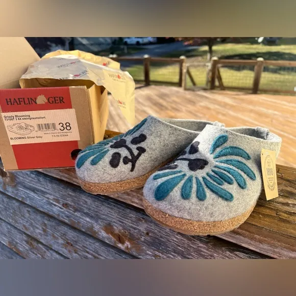 ⭐️ RARE⭐️ NWT Haflinger 38 Grizzly Blooming Blue Clog Slipper Birkenstock-like
