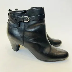 ❤️ Sam Edelman Maddox booties in black Size 8M