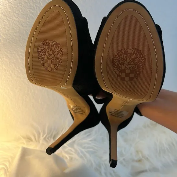 🆕 Vince Camuto Caliope slingback high heels