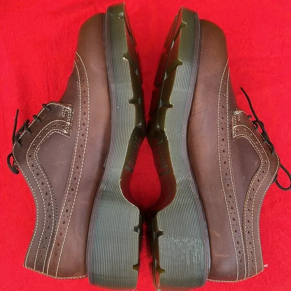 🏴󠁧󠁢󠁥󠁮󠁧󠁿 Vintage Dr. Martens MIE Platform Babydoll Brogue Brown Wingtips UK 7