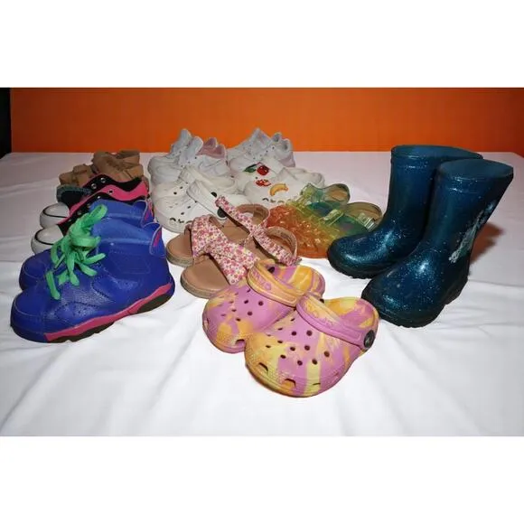 11 Pair Toddler Shoe Bundle Size 6C – Jordan 6, Nike, Crocs, Converse,