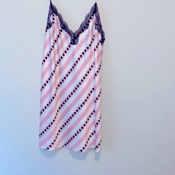 2 Pc Very Sexy Short Satin Kimono Vertical Heart Print Pink Stripe XS/S &amp; Slip S