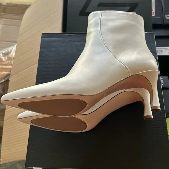 27 EDIT Naturalizer Florentine Bootie in Satin Pearl Leather