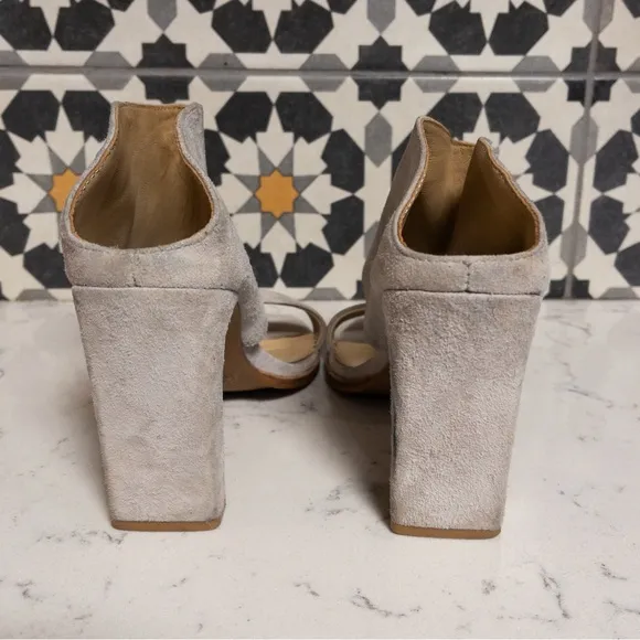 42 Gold Linx Ecru Beige Neutral Double Strap Mules Slides Rectangle Heels Size 8