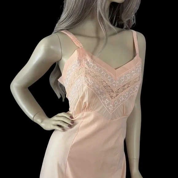 60s Tangerine Embroidered Vintage Slip Dress With Lace Trim – Size M