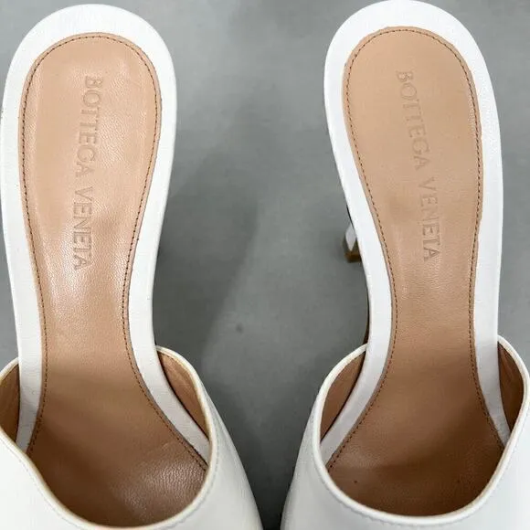 75. Bottega Veneta Stretch Mule Womens 5.5 Minimalist Elegant Old Money Chic