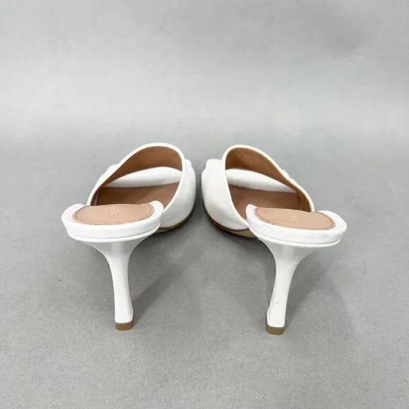 75. Bottega Veneta Stretch Mule Womens 5.5 Minimalist Elegant Old Money Chic