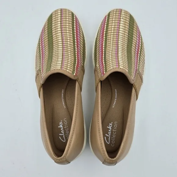 7.5W Wide Width Clarks Layton Petal Women's Slip-On Shoes, Light Tan/Multicolor