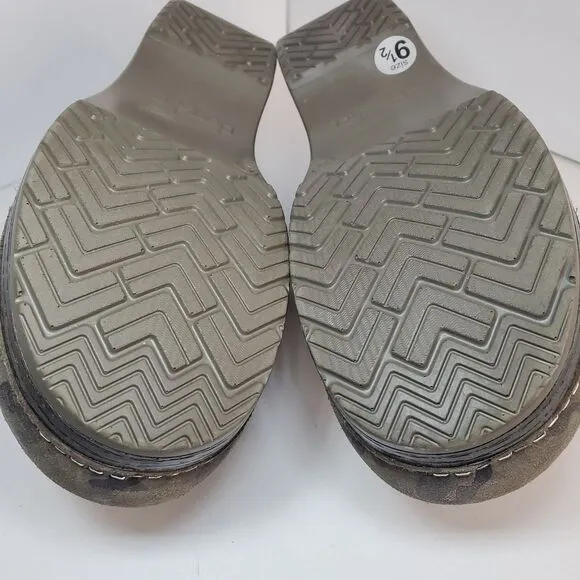 8495 Dansko Womens Professional Suede Camo Soft Clogs Size 41 EU 9.5 US Nurse