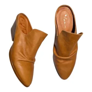 A / Anthropologie Amstur Cognac Brown Leather Scrunch Block Heel Mules 36 5.5