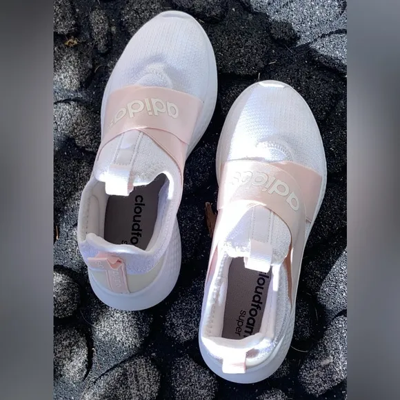 Adidas Big Kids Sz-6.5 Slip-ons, no Tying, School, Walking, Everyday or Athletic