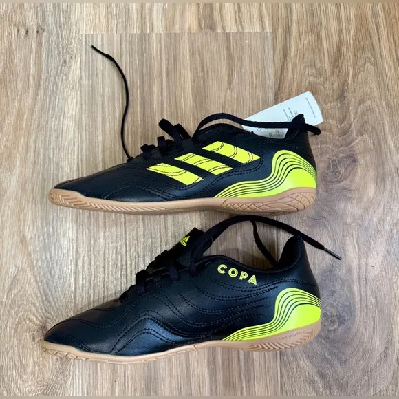 adidas Copa Sense.4 Indoor Soccer Shoe Size 5.5 NWOT
