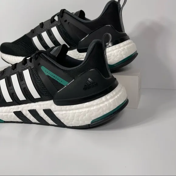 ADIDAS EQUIPMENT PLUS BLACK WHITE GREEN MENS RUNNING SHOES SIZE 10 BOOST NEW