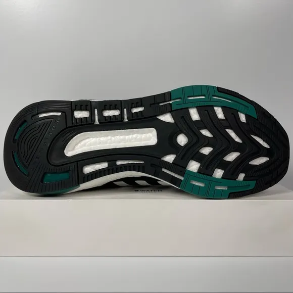 ADIDAS EQUIPMENT PLUS BLACK WHITE GREEN MENS RUNNING SHOES SIZE 10 BOOST NEW