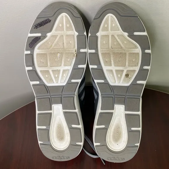 Adidas men’s cloud foam flow AW4387 gray and white running shoes size 13