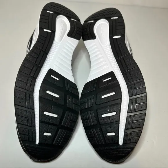 Adidas Mens Galaxy 5 FW5717 Black And White Running Shoes Size 9.5 (146 Box 18)