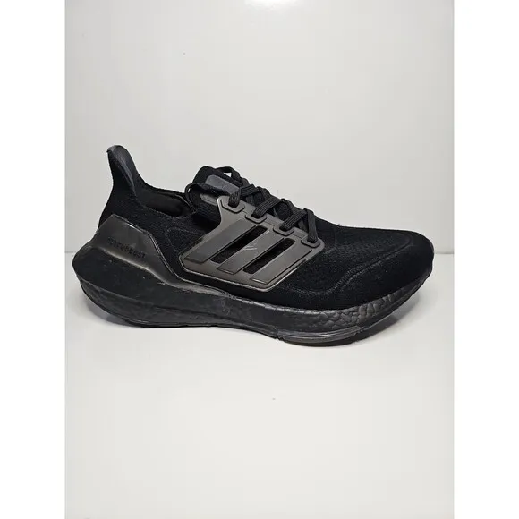 Adidas Men's Ultraboost 22 All Black SIZE 7 High Performance Running Shoes