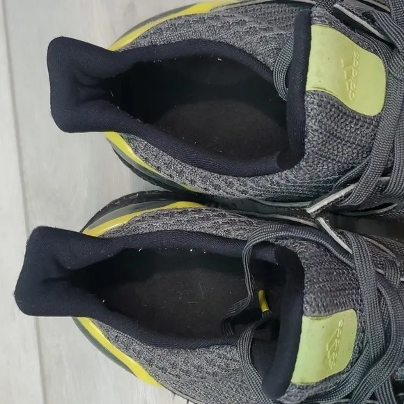 Adidas Mens UltraBoost 4.0 Grey Split Athletic Running sneakers shoes sz 9.5
