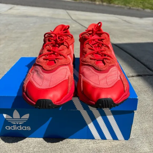 Adidas Originals Ozweego Men's Size 13.5 Red Athletic Running Shoes Sneakers