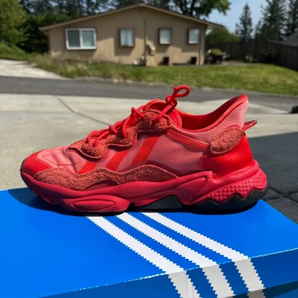 Adidas Originals Ozweego Men's Size 13.5 Red Athletic Running Shoes Sneakers