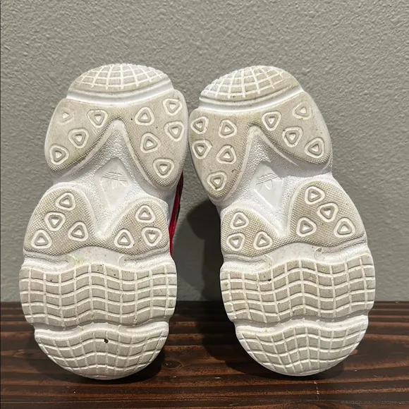 Adidas Ozmillen Sneakers size: 7C