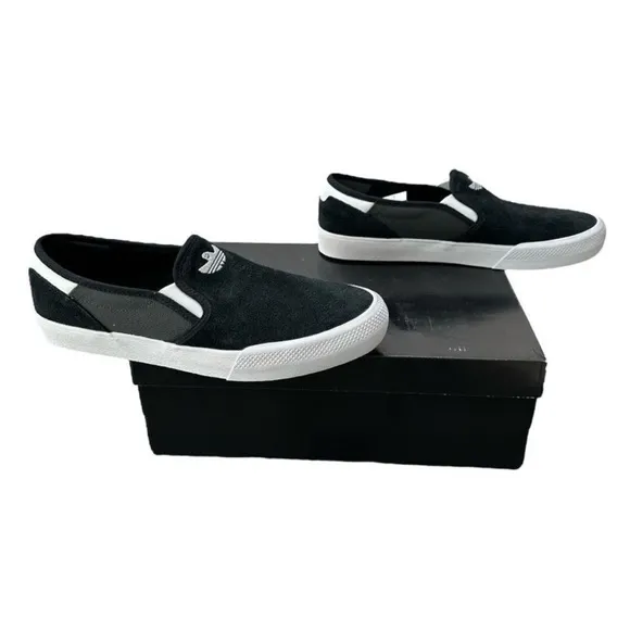 Adidas Schmoofoil Skateboarding Shoes Black Slip-On Sneakers Men's Size 11.5