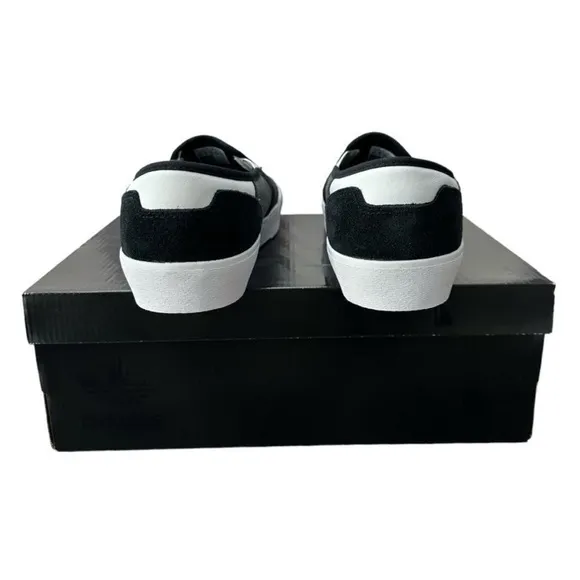 Adidas Schmoofoil Skateboarding Shoes Black Slip-On Sneakers Men's Size 11.5