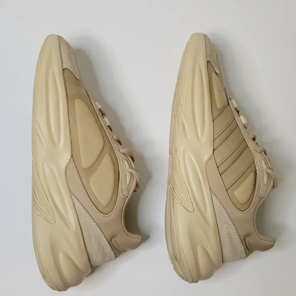 Adidas Sneakers Mens 9 Athletic Casual Sports Trainer Shoes Beige 130989423