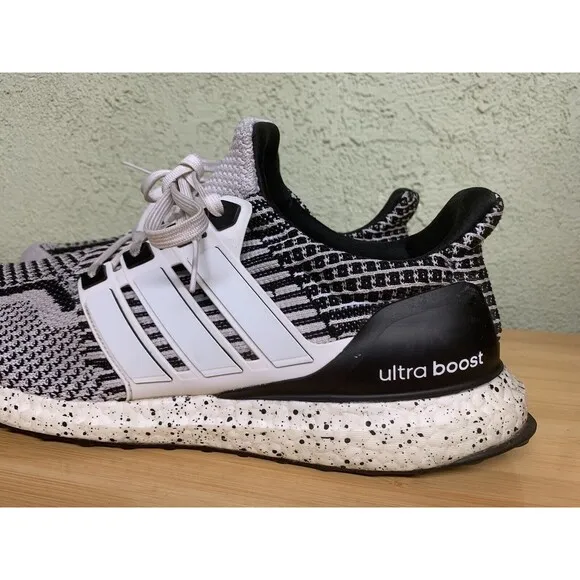 Adidas Ultraboost 5.0 Men's Sneakers Running Shoes White Black HP2474 Size 13